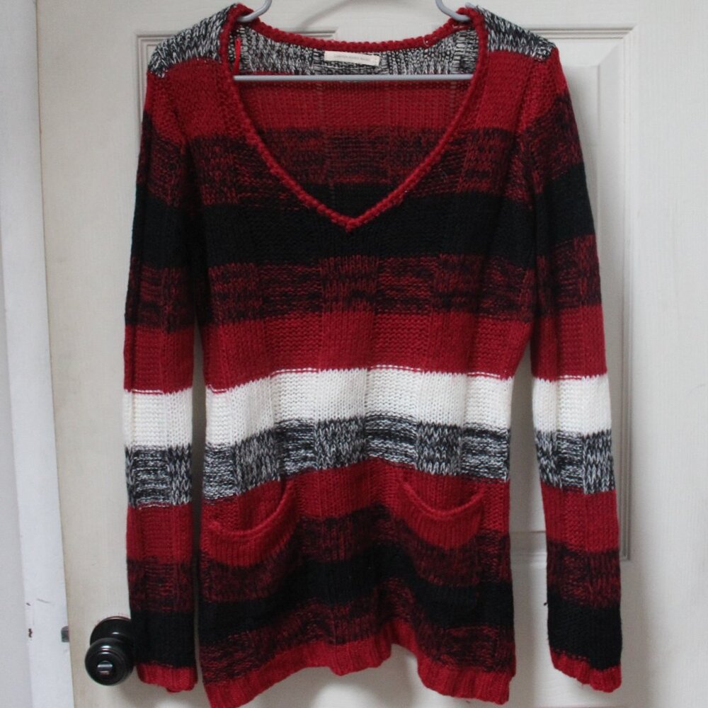 Striped wool sweater w/ front pockets